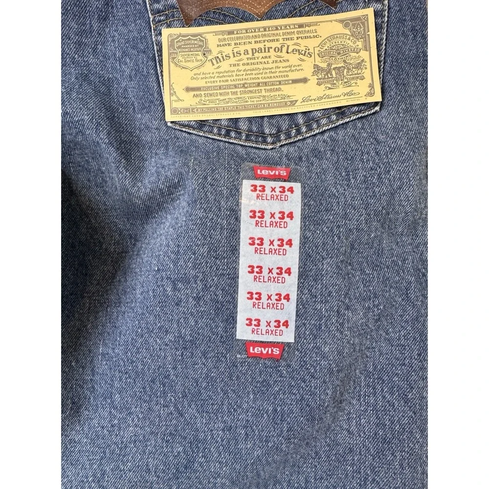 Levis jeans description